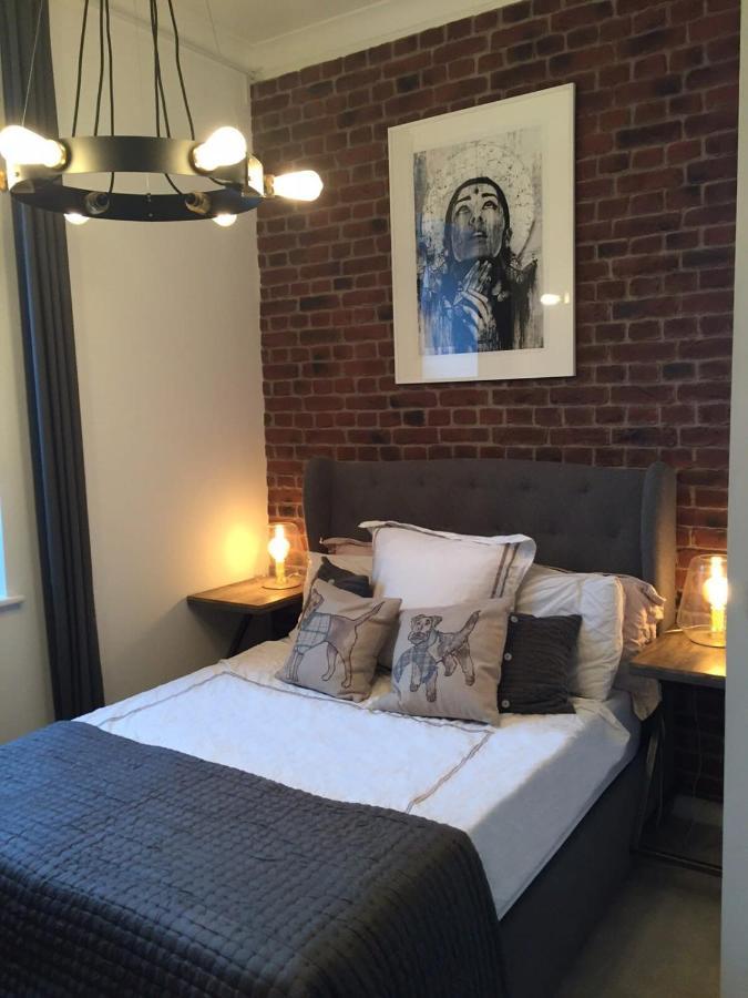 Spacious 1 Bedroom Split Level Old Pub Conversion Tower Bridge Londres Extérieur photo
