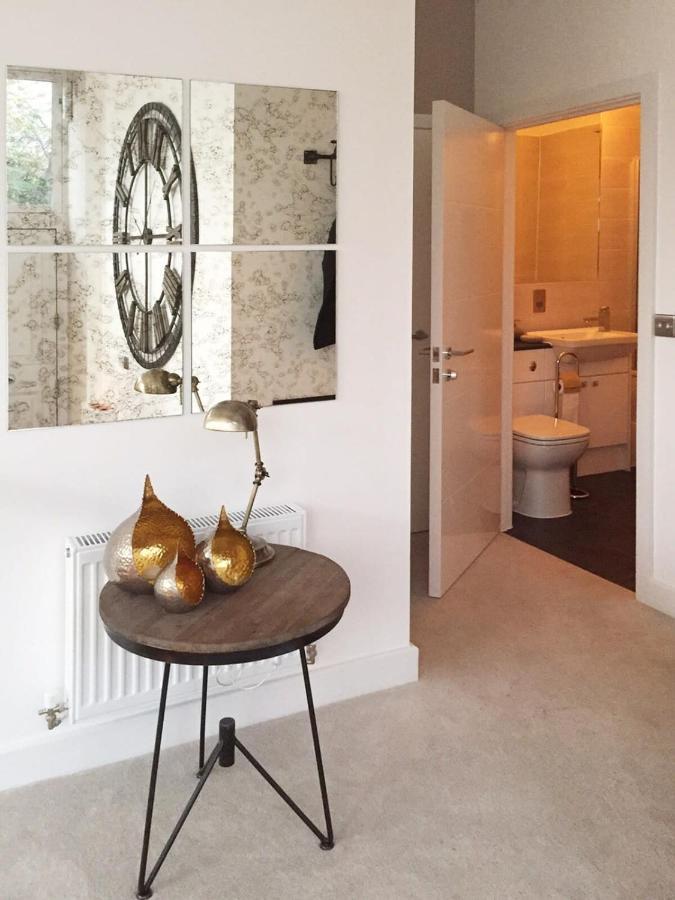 Spacious 1 Bedroom Split Level Old Pub Conversion Tower Bridge Londres Extérieur photo
