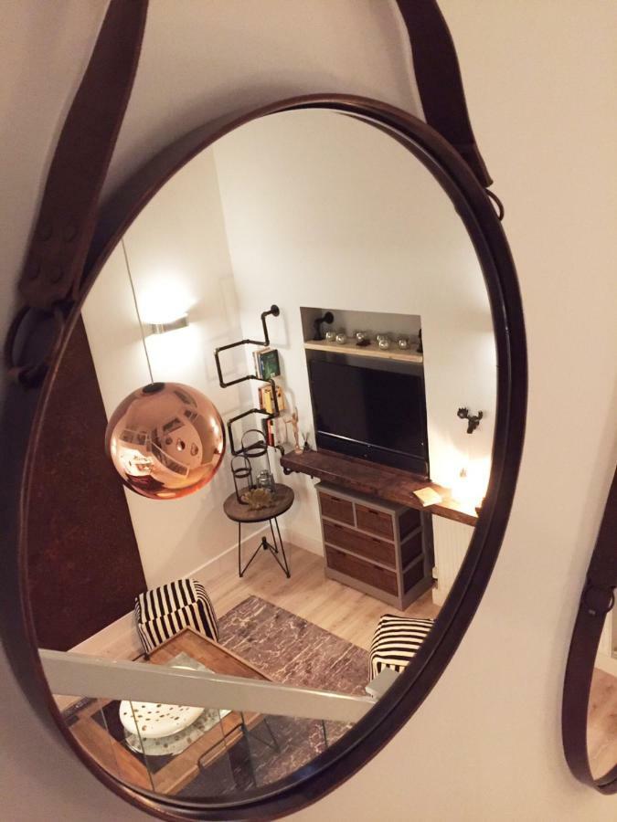 Spacious 1 Bedroom Split Level Old Pub Conversion Tower Bridge Londres Extérieur photo